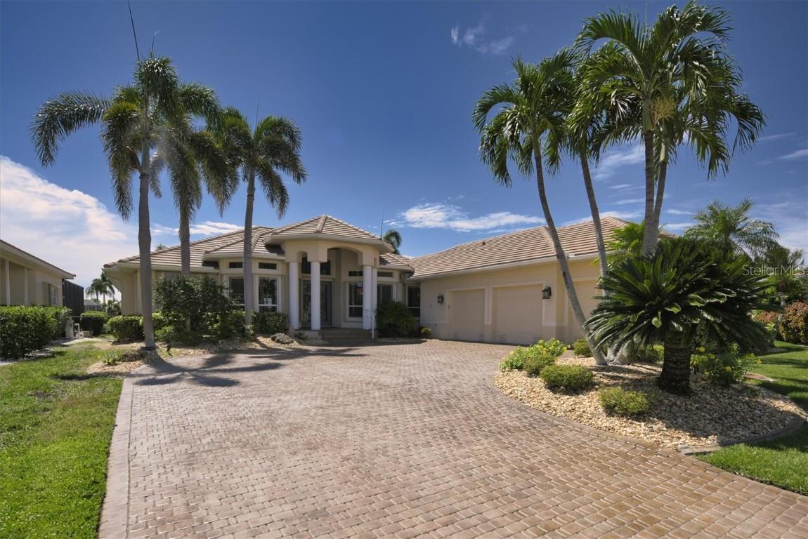 1700 Los Alamos Dr., Punta Gorda, FL 33950
