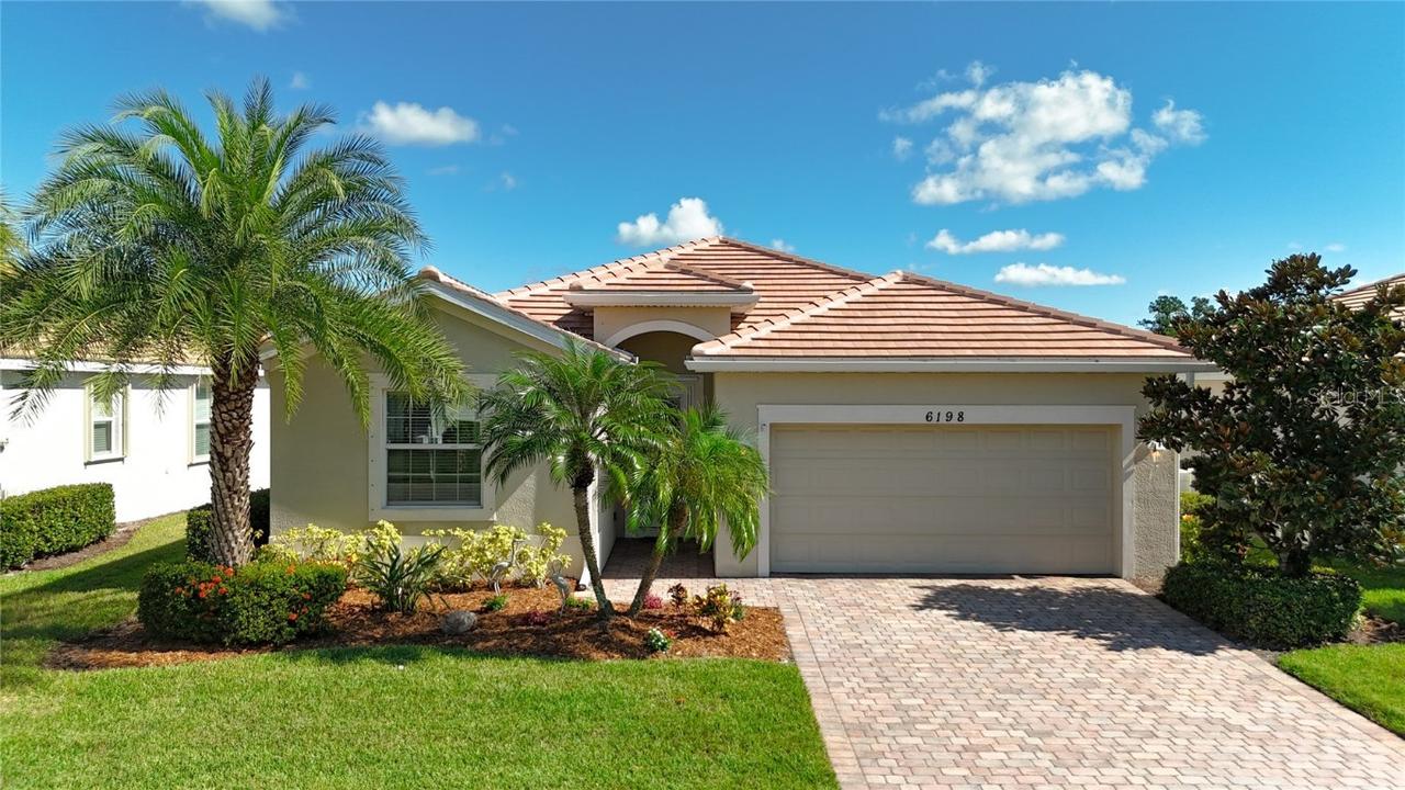 6198 Grand Cypress Blvd., North Port, FL 34287