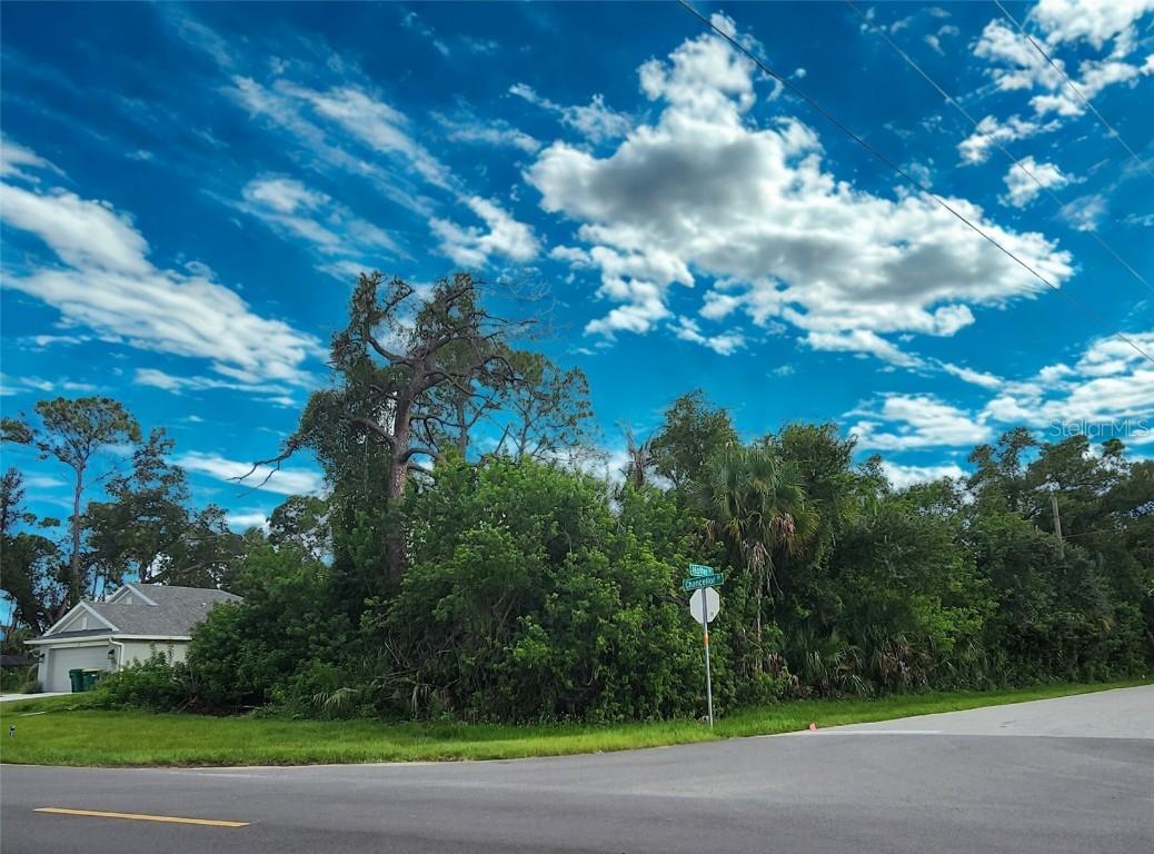 10 Hoffer St., Port Charlotte, FL 33953