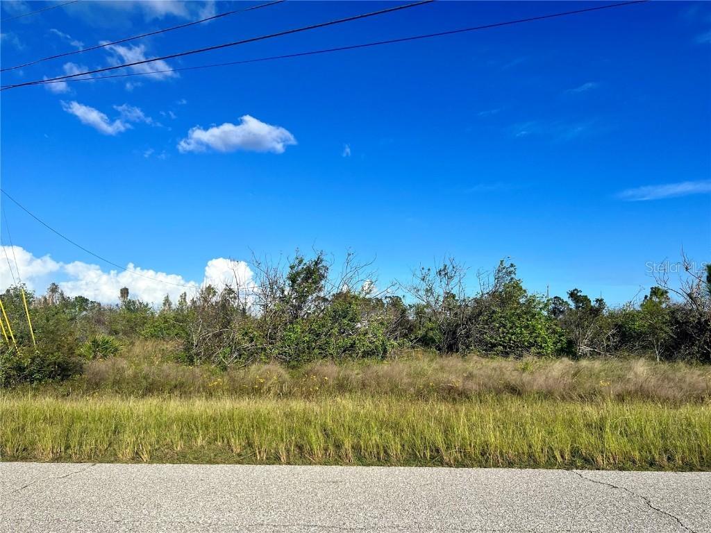 9829 Shelburne Cir., Port Charlotte, FL 33981