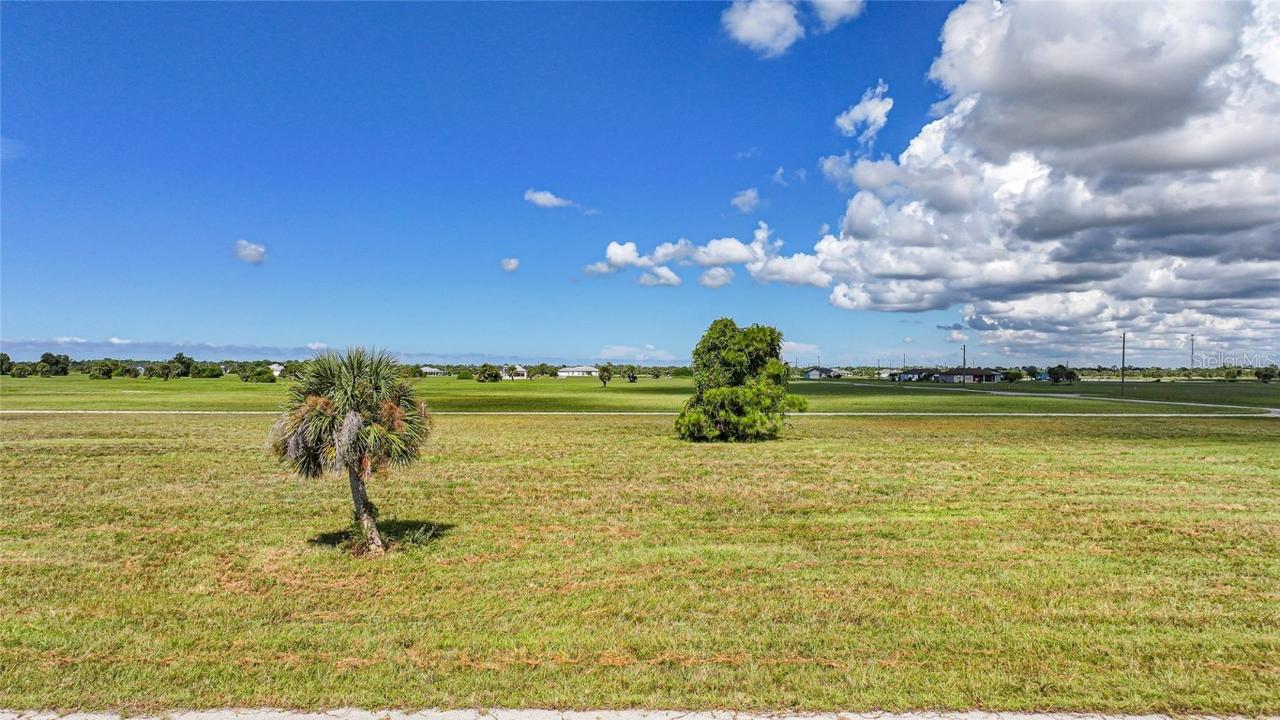 37 Willow Rd., Placida, FL 33946
