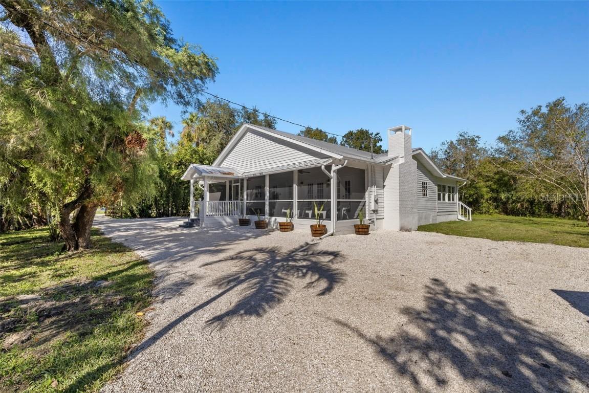 17790 Caloosa Rd., Alva, FL 33920