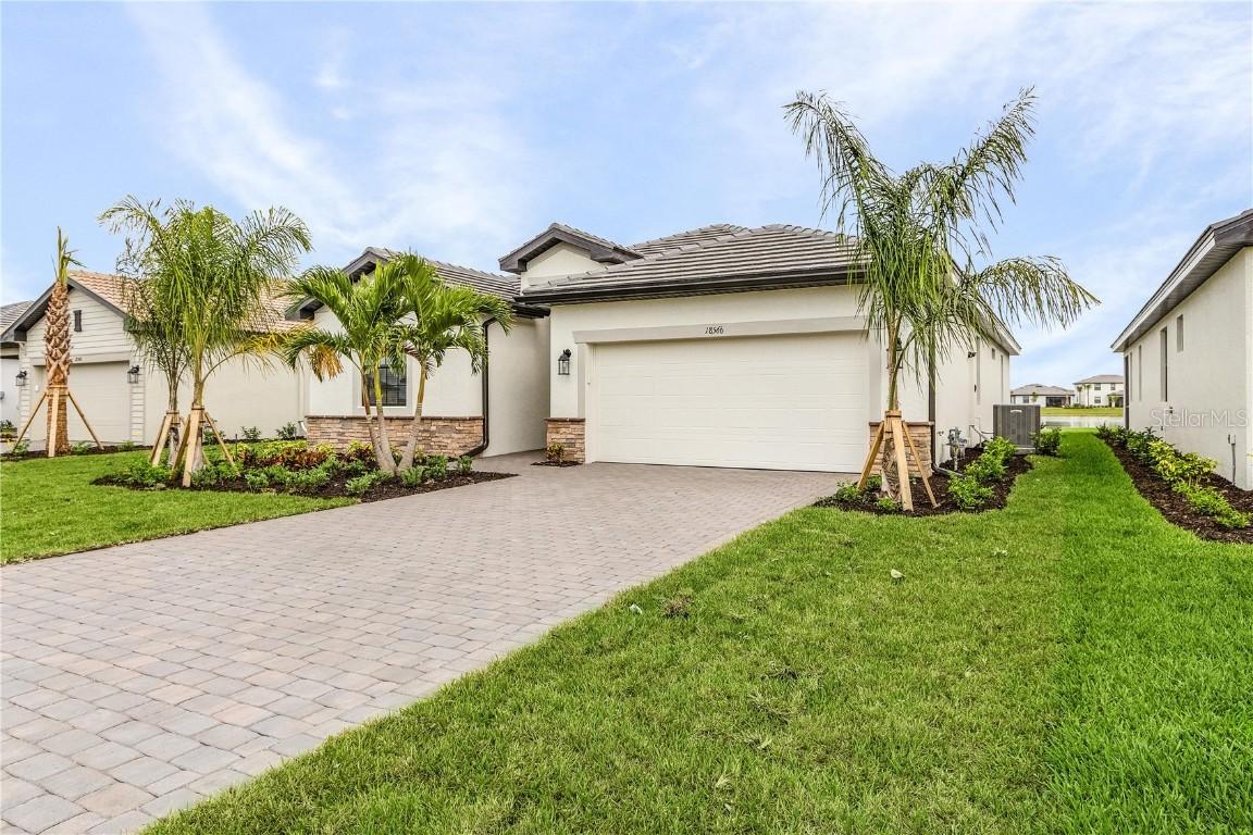 18566 Ives Dr., Estero, FL 33928