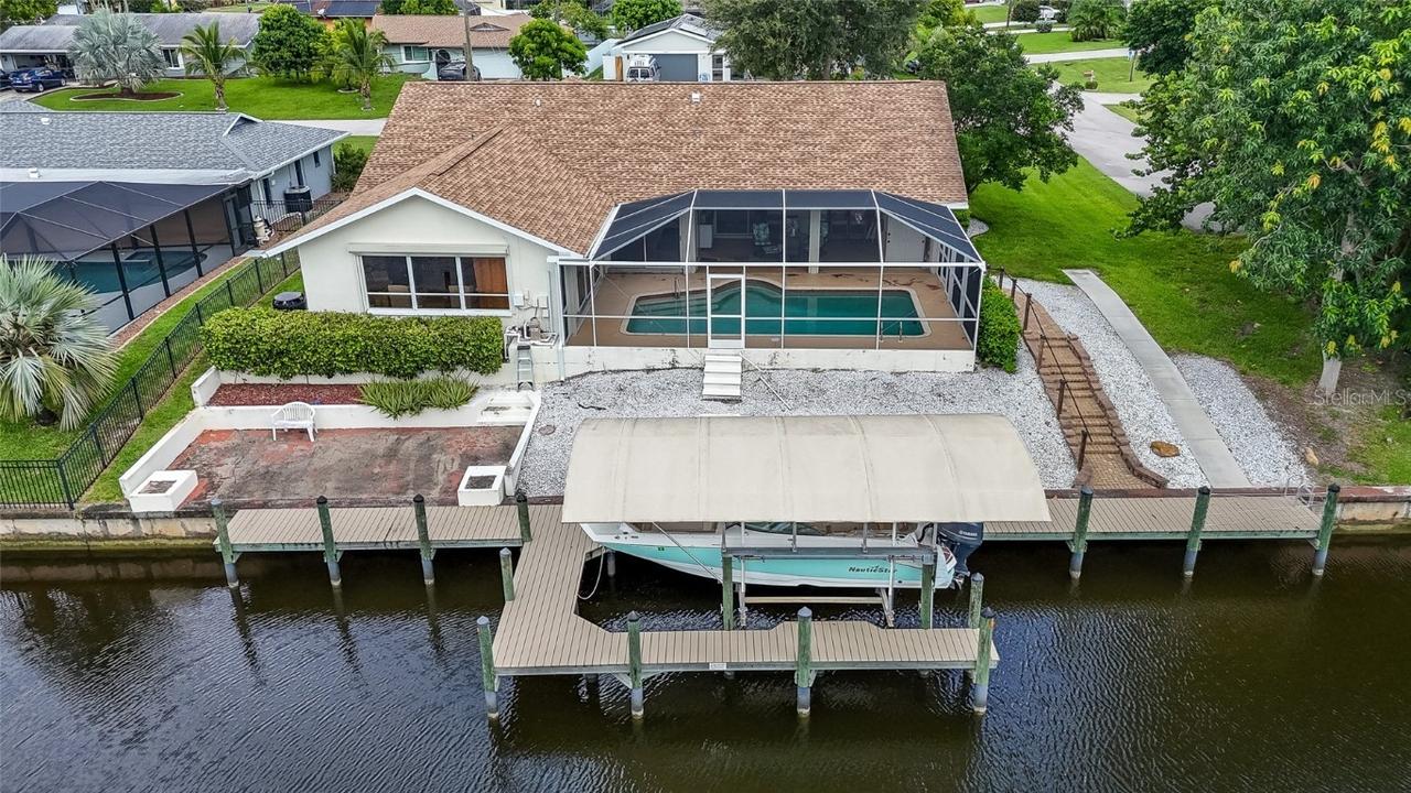 1928 SE 11th Ter., Cape Coral, FL 33990