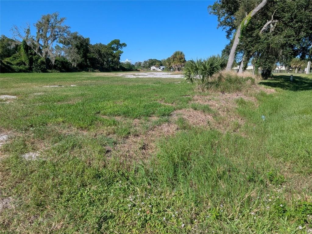 SE Carlstrom Field Rd, Arcadia, FL 34266