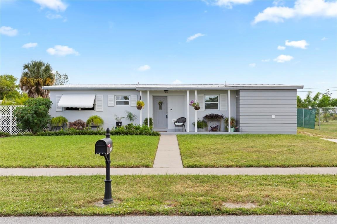 22247 Augusta Ave., Port Charlotte, FL 33952