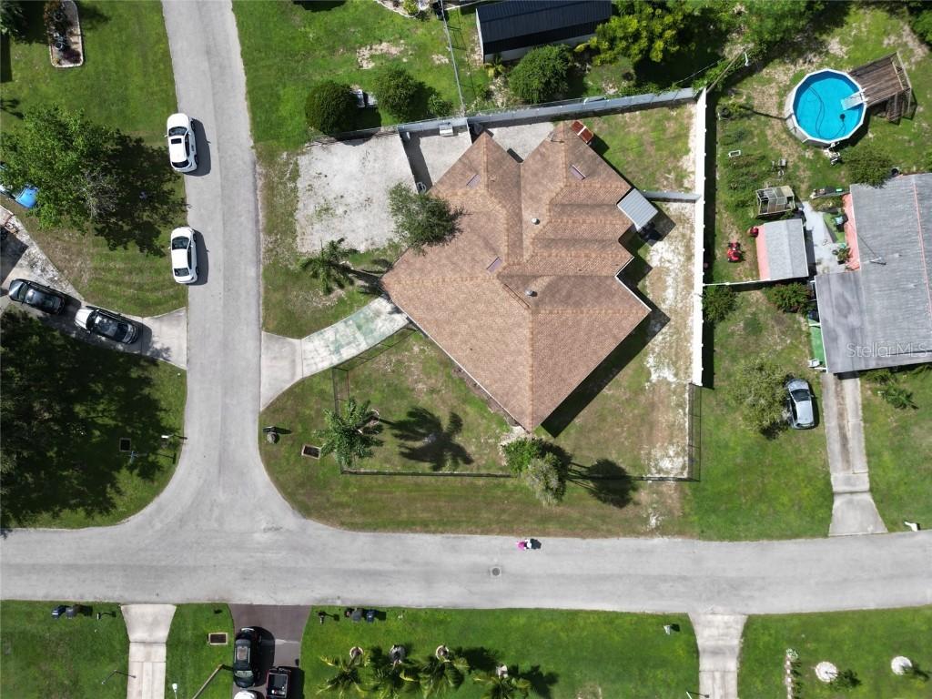 15 Willow St., Lehigh Acres, FL 33936