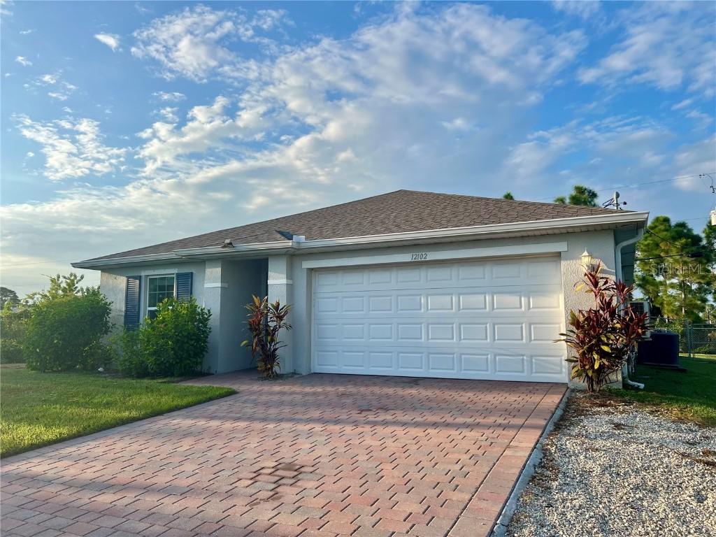 12102 Alumna Ave., Port Charlotte, FL 33981
