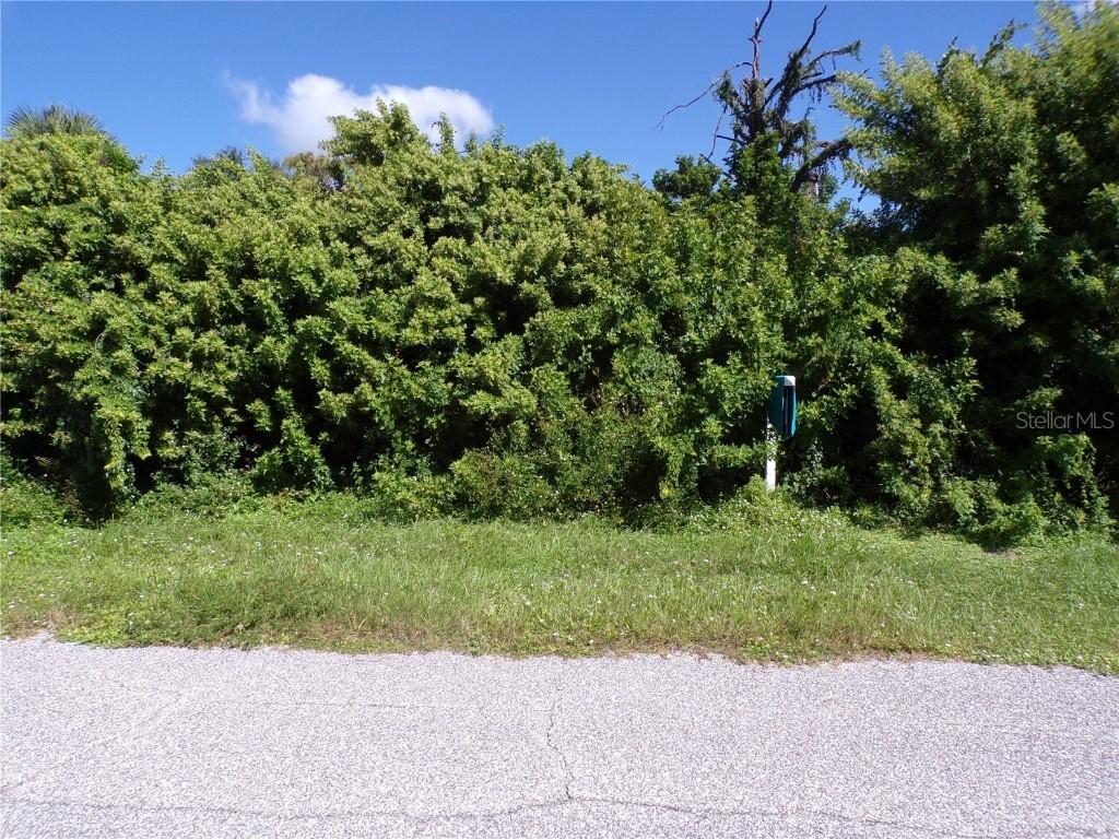 10152 Willowood Ave., Englewood, FL 34224