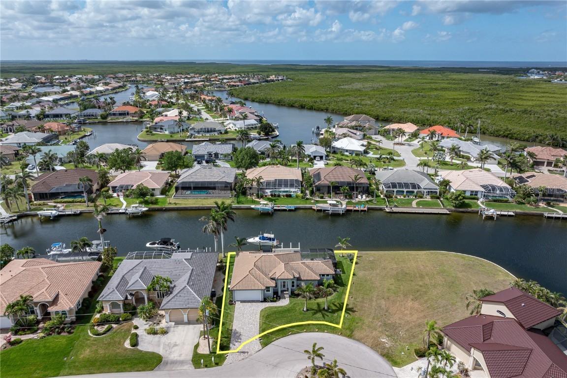 571 Port Bendres Dr., Punta Gorda, FL 33950