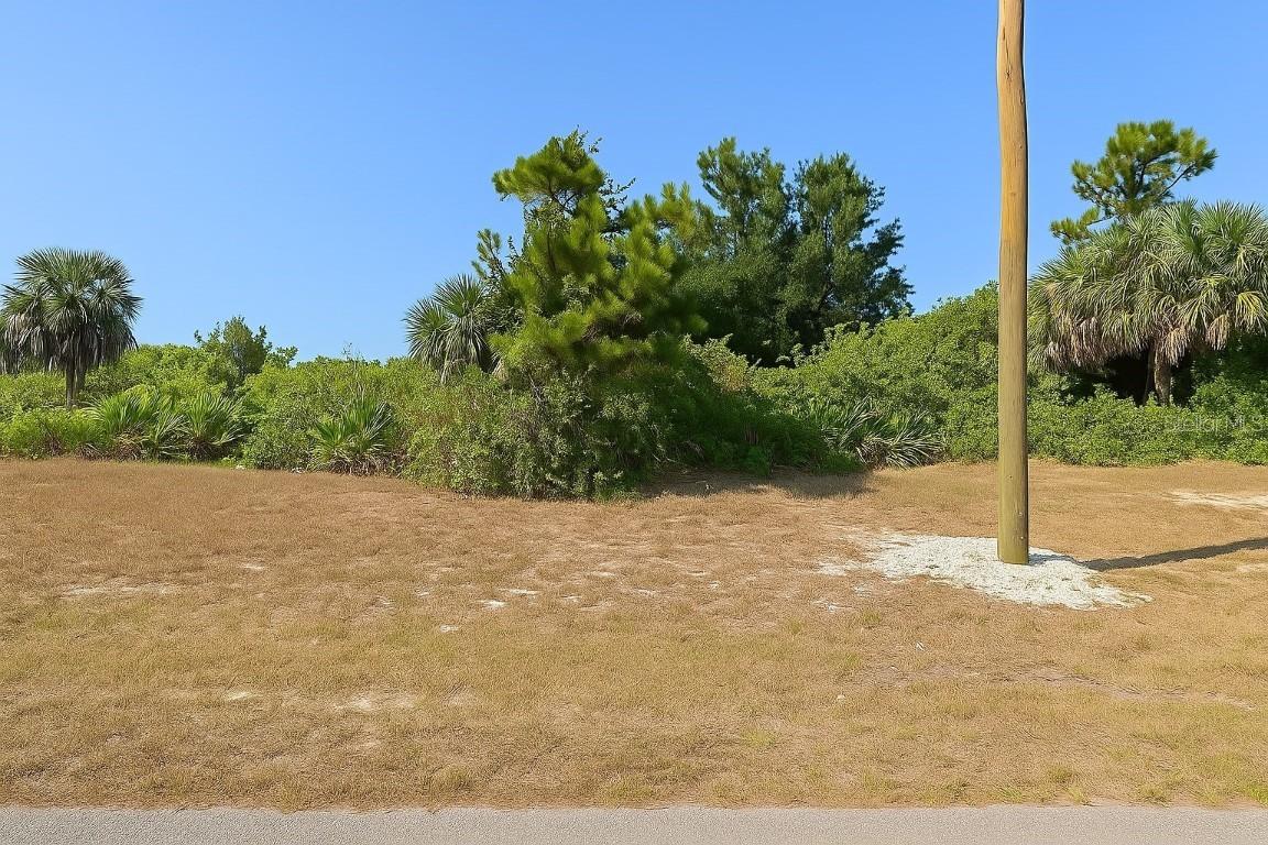 166 Lime Tree Park, Rotonda West, FL 33947