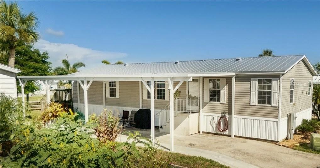 3127 Bayside Pkwy., Punta Gorda, FL 33982