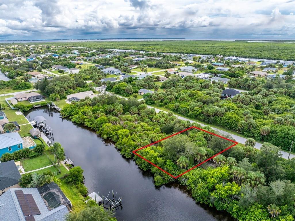 18286 Kerrville Cir., Port Charlotte, FL 33948