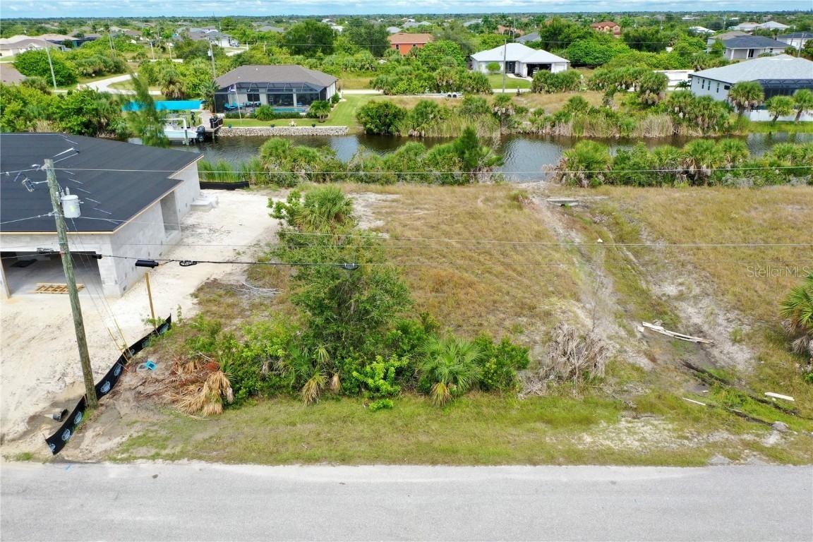 10868 Mcalester Cir., Port Charlotte, FL 33981