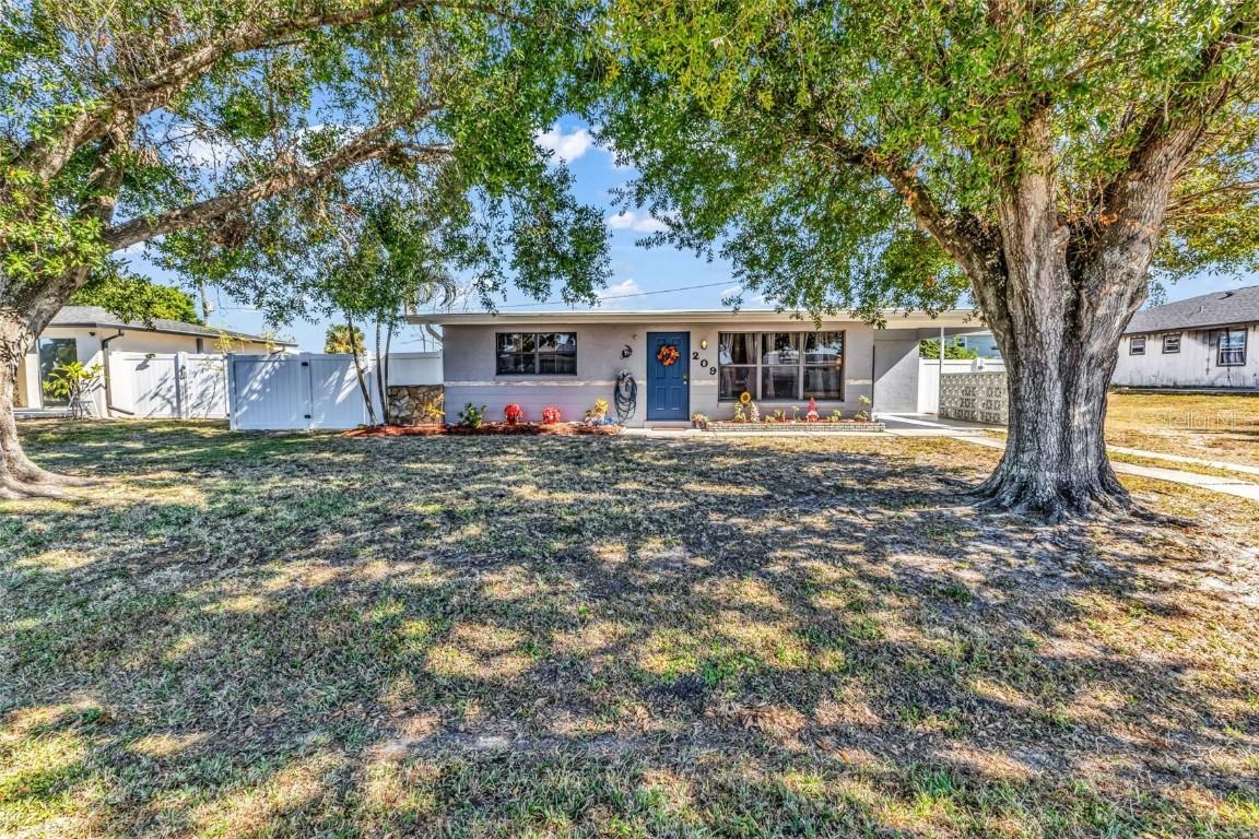 209 Seminole Blvd., Port Charlotte, FL 33952