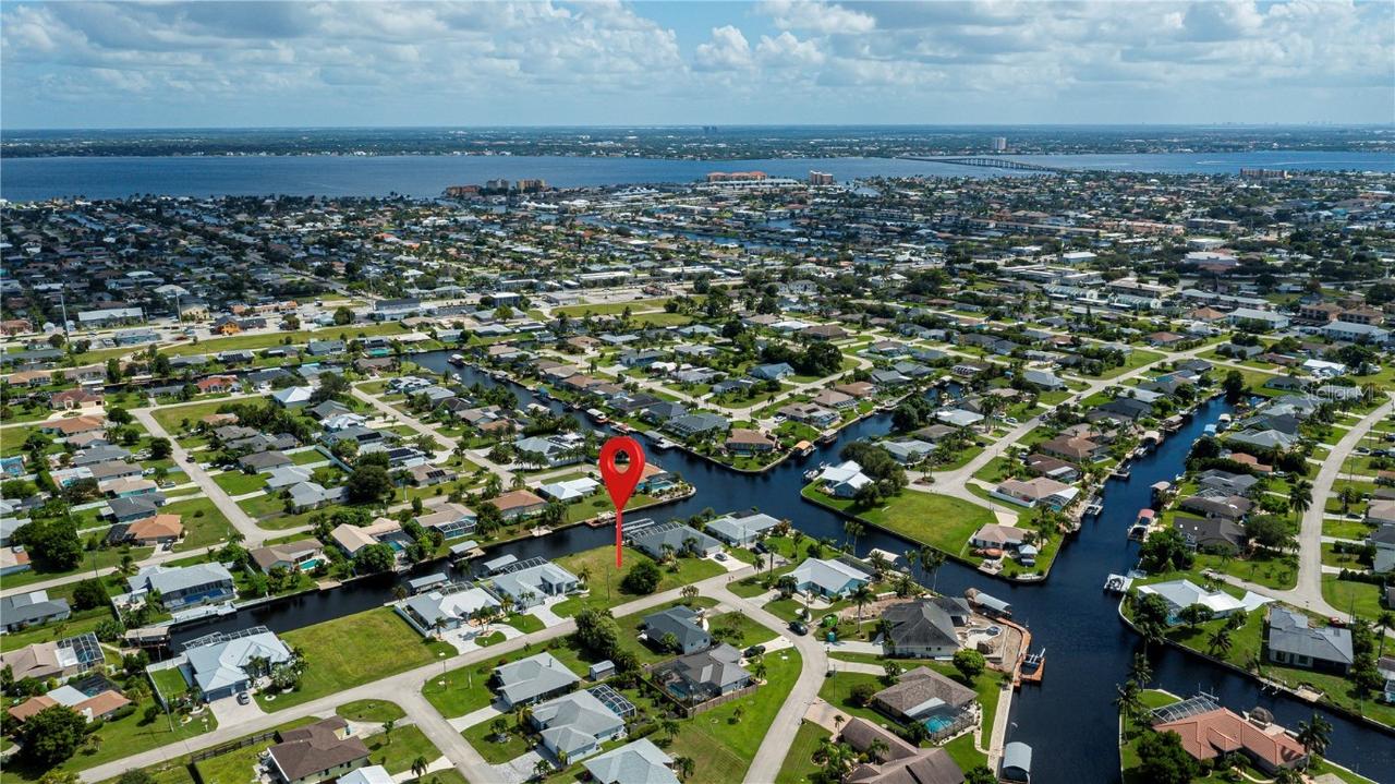 3725 SE 13th Ave., Cape Coral, FL 33904