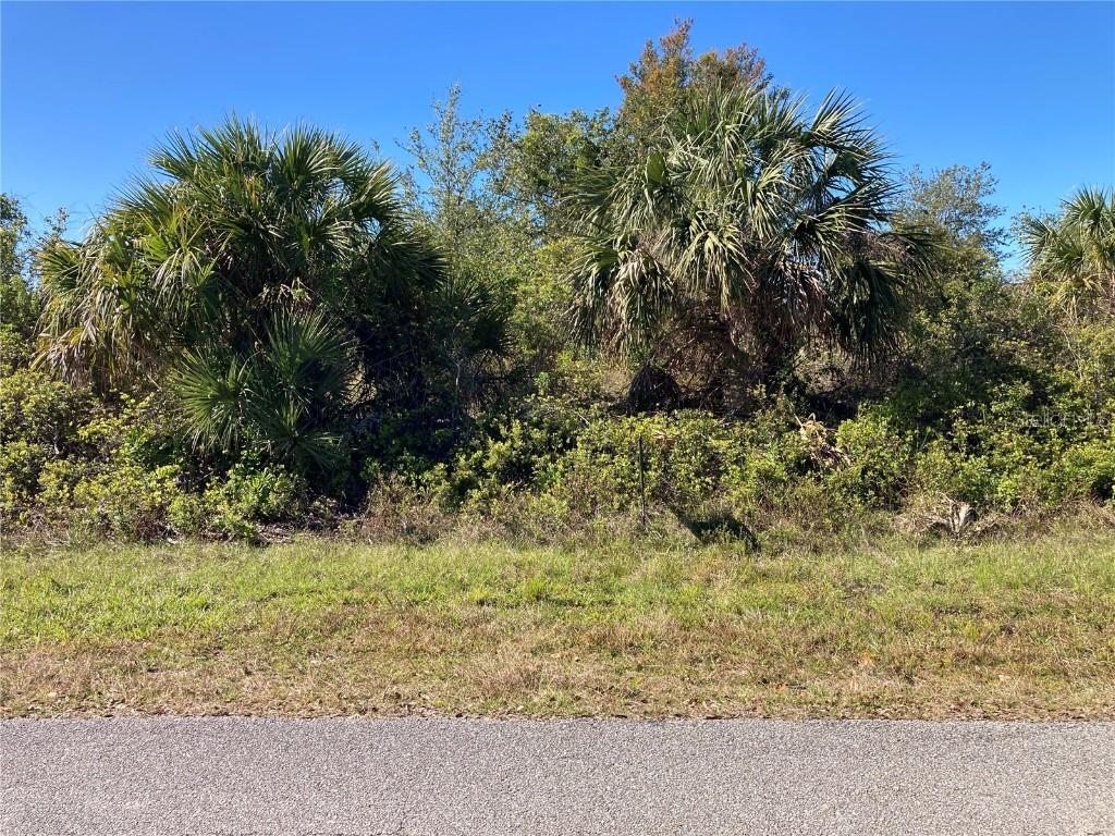 13395 Bouvardia Ln., Port Charlotte, FL 33981