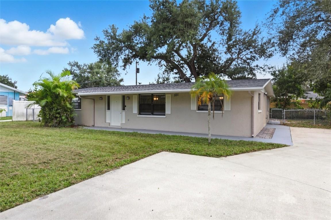 101 Oberlin Rd., Venice, FL 34293