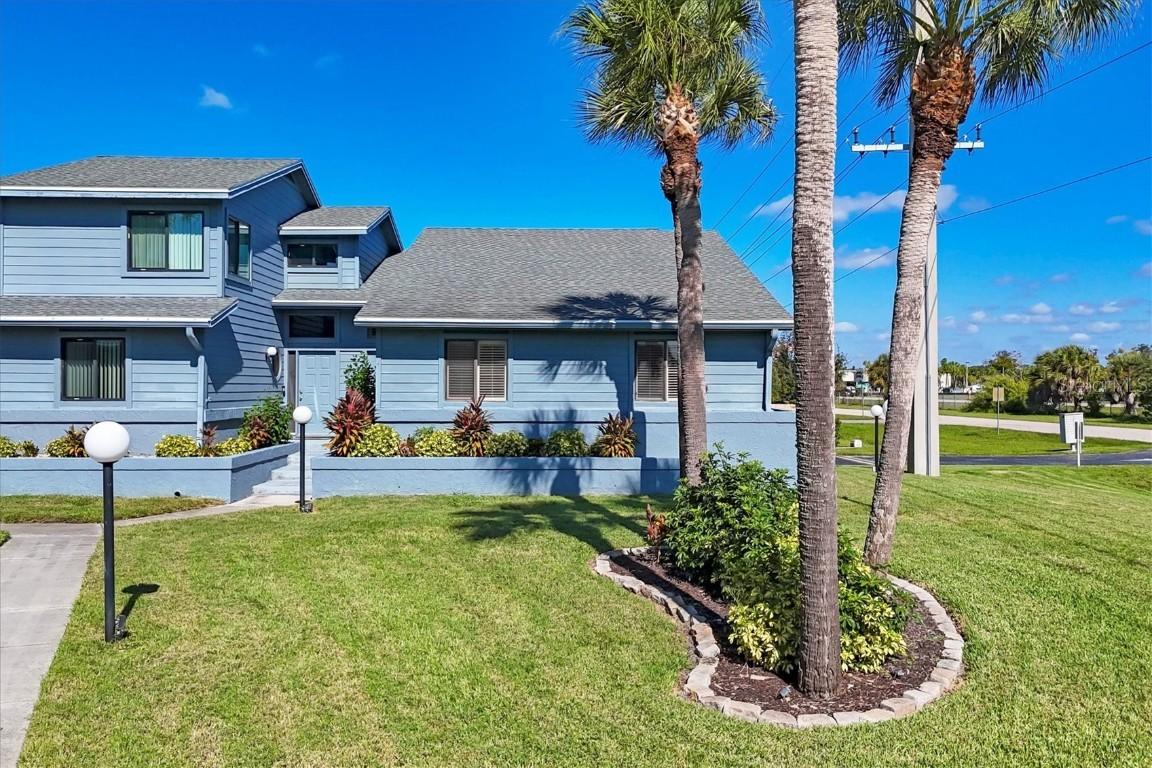 1839 Settlers Dr. #B-6, Nokomis, FL 34275
