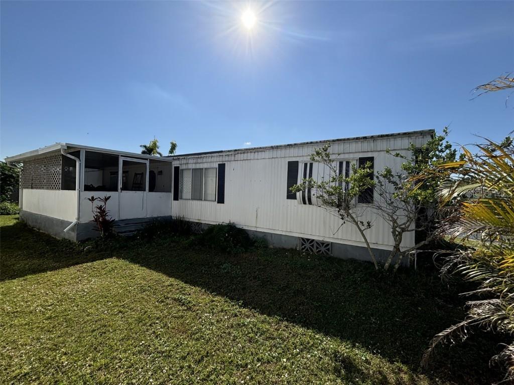 11291 Bombay Ln., Fort Myers, FL 33908