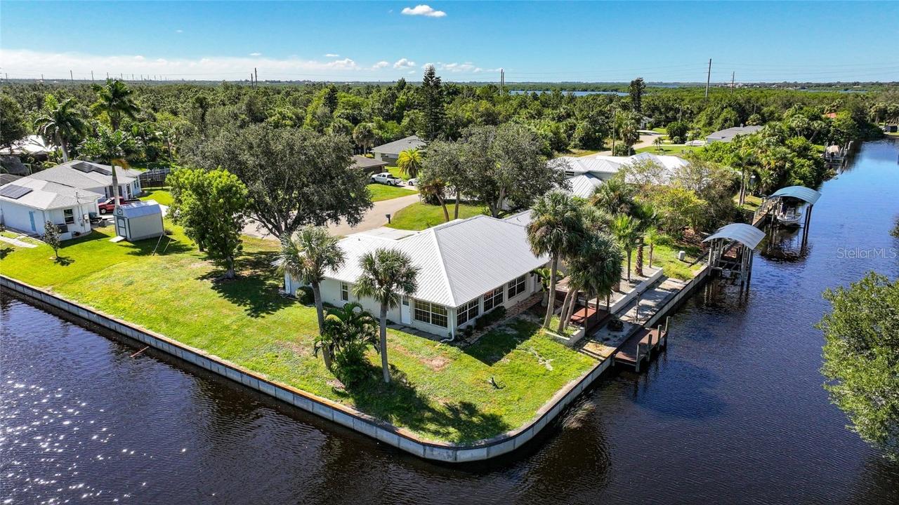 2037 Palm Harbor Ter., Punta Gorda, FL 33982