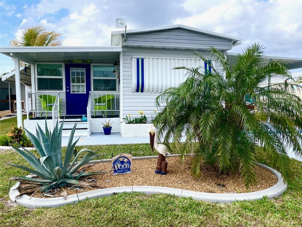 220 Derwent Blvd., Fort Myers, FL 33908