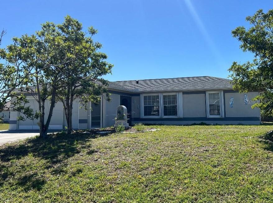 12143 Du Barry Ave., Port Charlotte, FL 33981