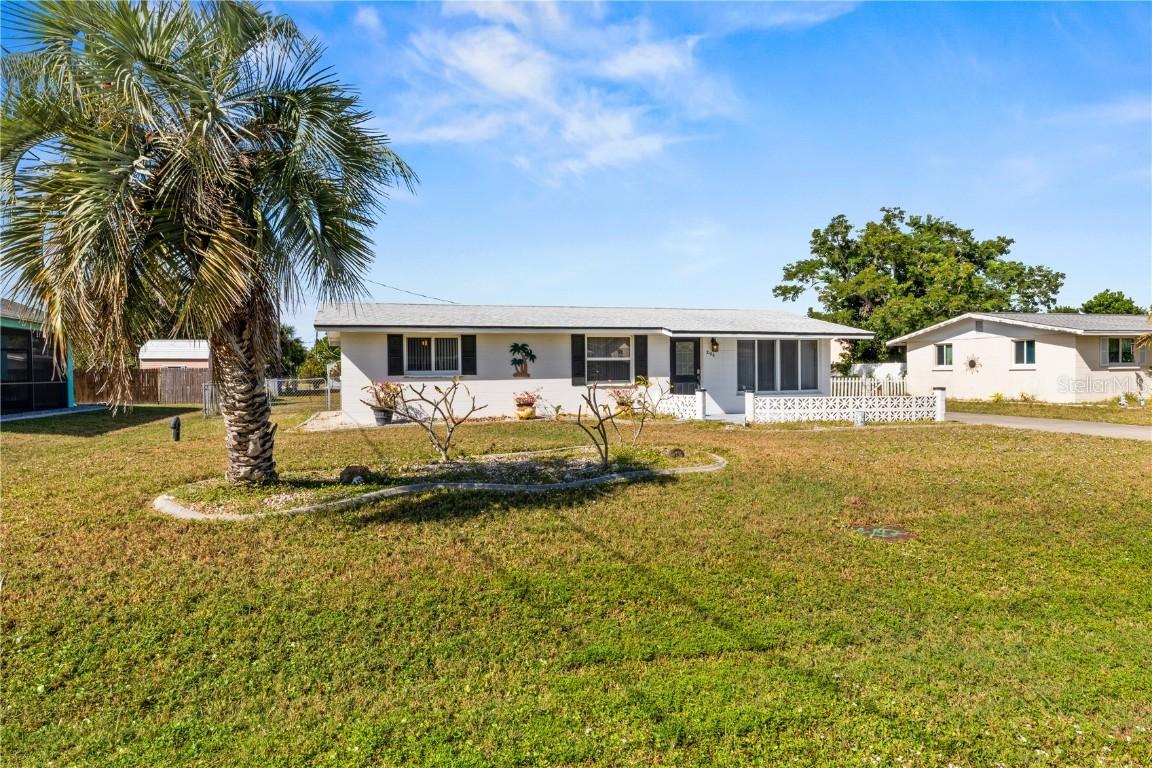 2106 Mississippi Ave., Englewood, FL 34224