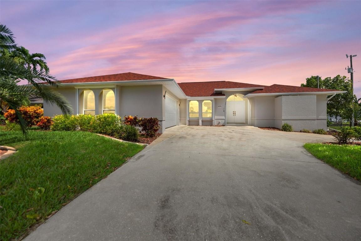 2223 SE 10th Ln., Cape Coral, FL 33990