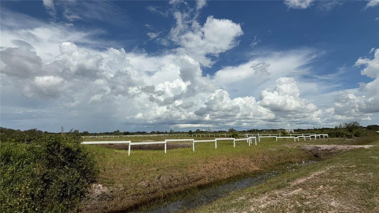 20375 NW 248th St., Okeechobee, FL 34972