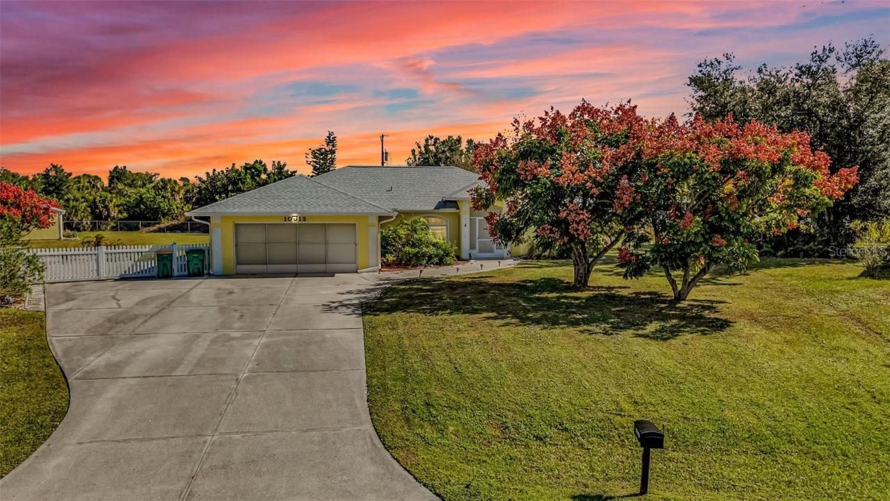 10512 Euston Ave., Englewood, FL 34224