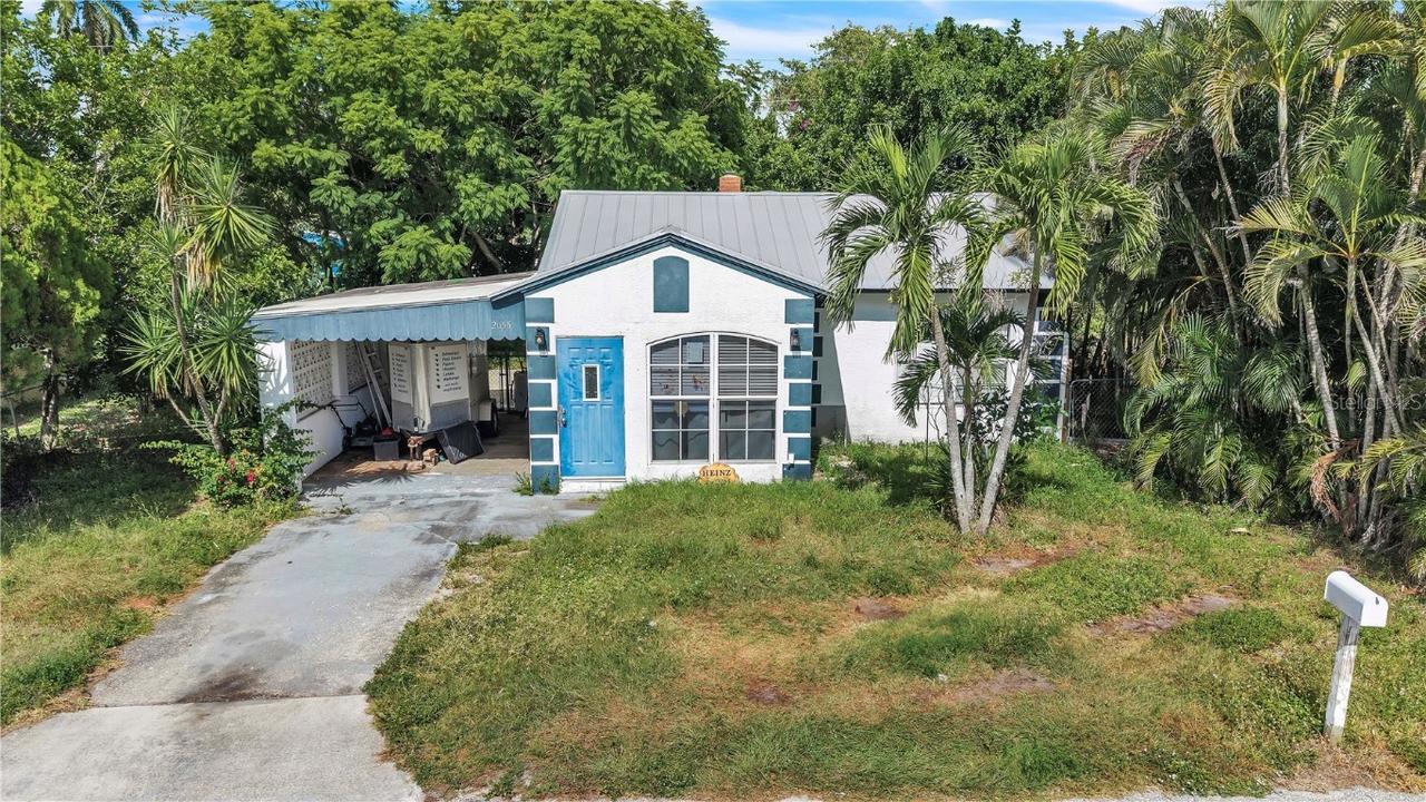 2055 Waltman St., Fort Myers, FL 33901
