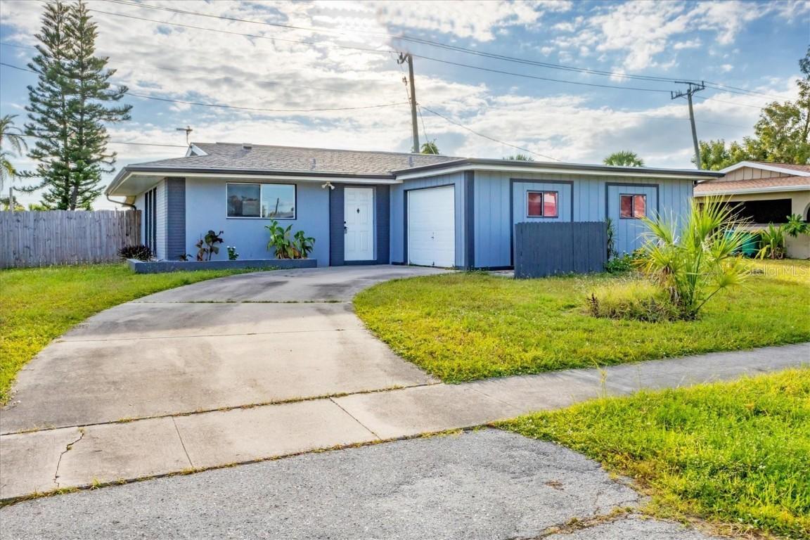 2529 Ednor St., Port Charlotte, FL 33952