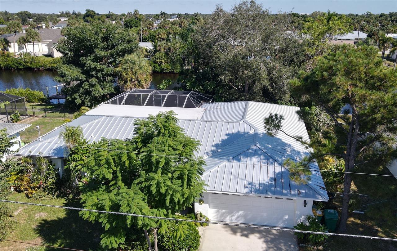 18422 Burkholder Cir., Port Charlotte, FL 33948
