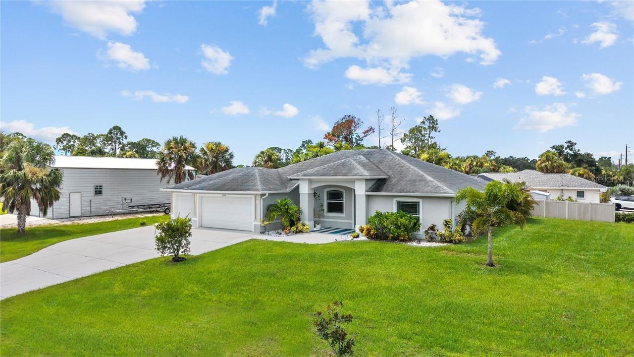2995 Thomas Ln., North Port, FL 34286