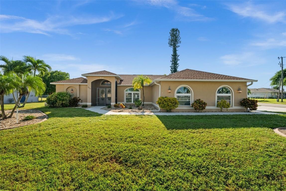 302 SE 34th St., Cape Coral, FL 33904