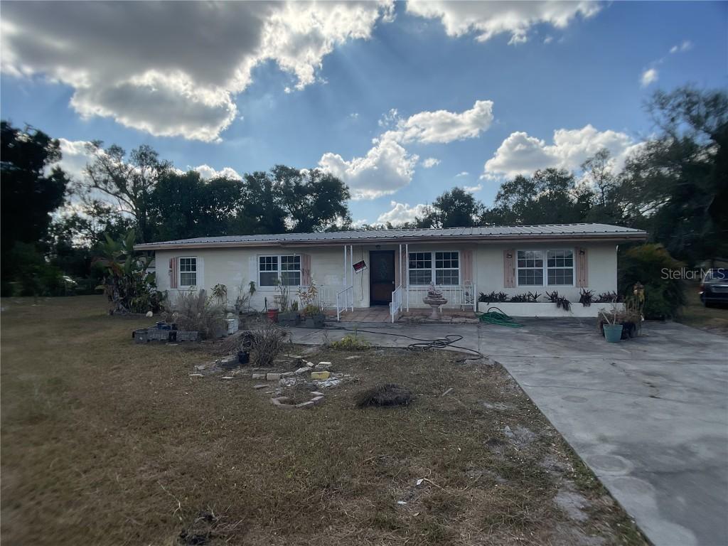 1097 SW Anita St., Arcadia, FL 34266