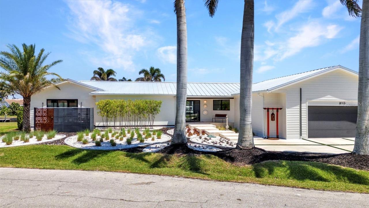 810 Napoli Ln., Punta Gorda, FL 33950