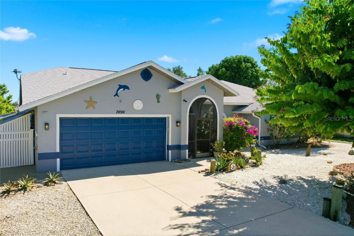 7490 Spinnaker Blvd., Englewood, FL 34224