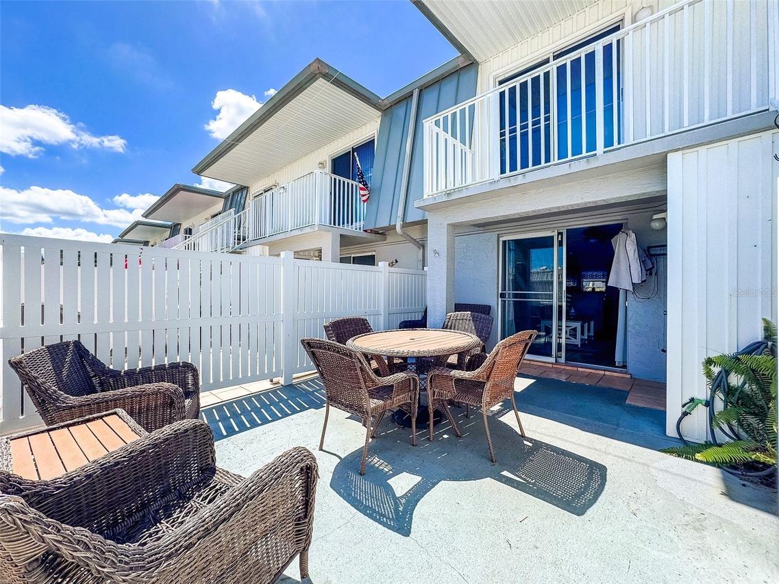 6777 Winkler Rd. #D 150, Fort Myers, FL 33919