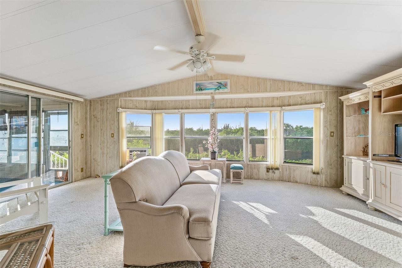 119 Lazy River Rd., North Port, FL 34287