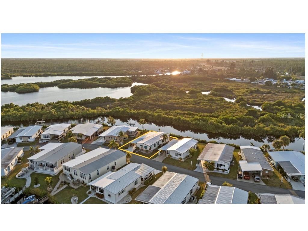 119 Lazy River Rd., North Port, FL 34287