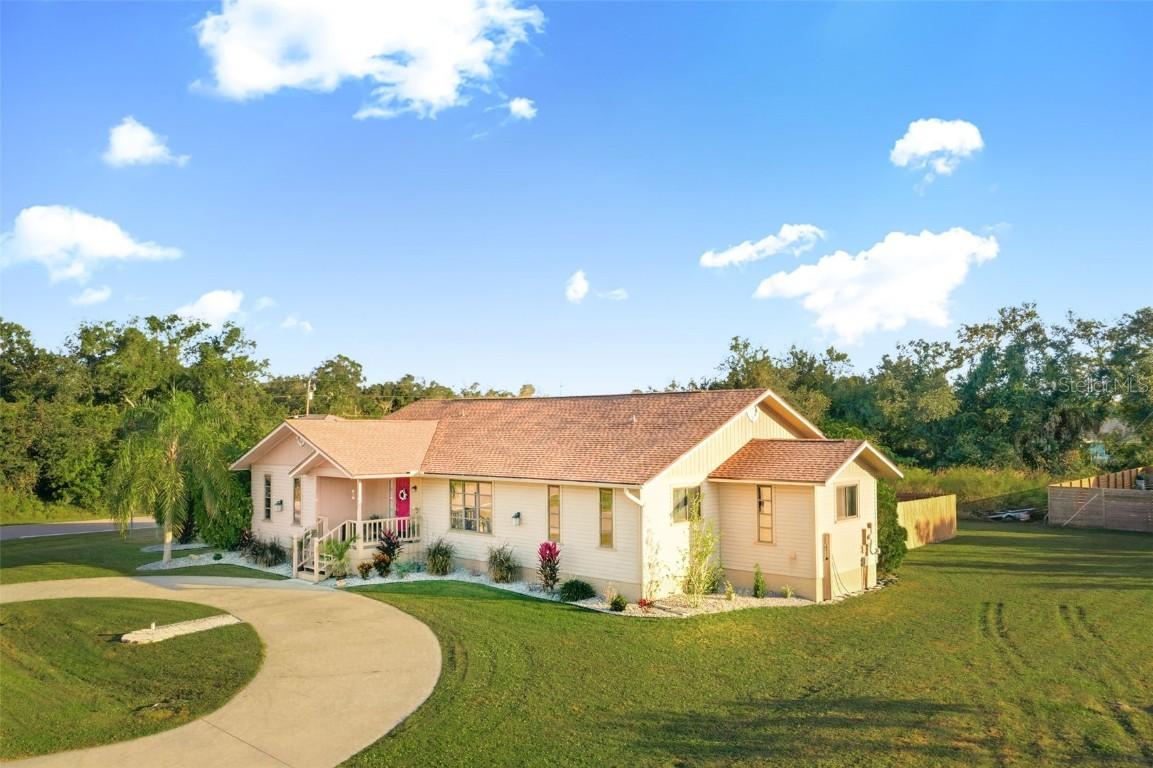 22349 Columbus Ave., Port Charlotte, FL 33954