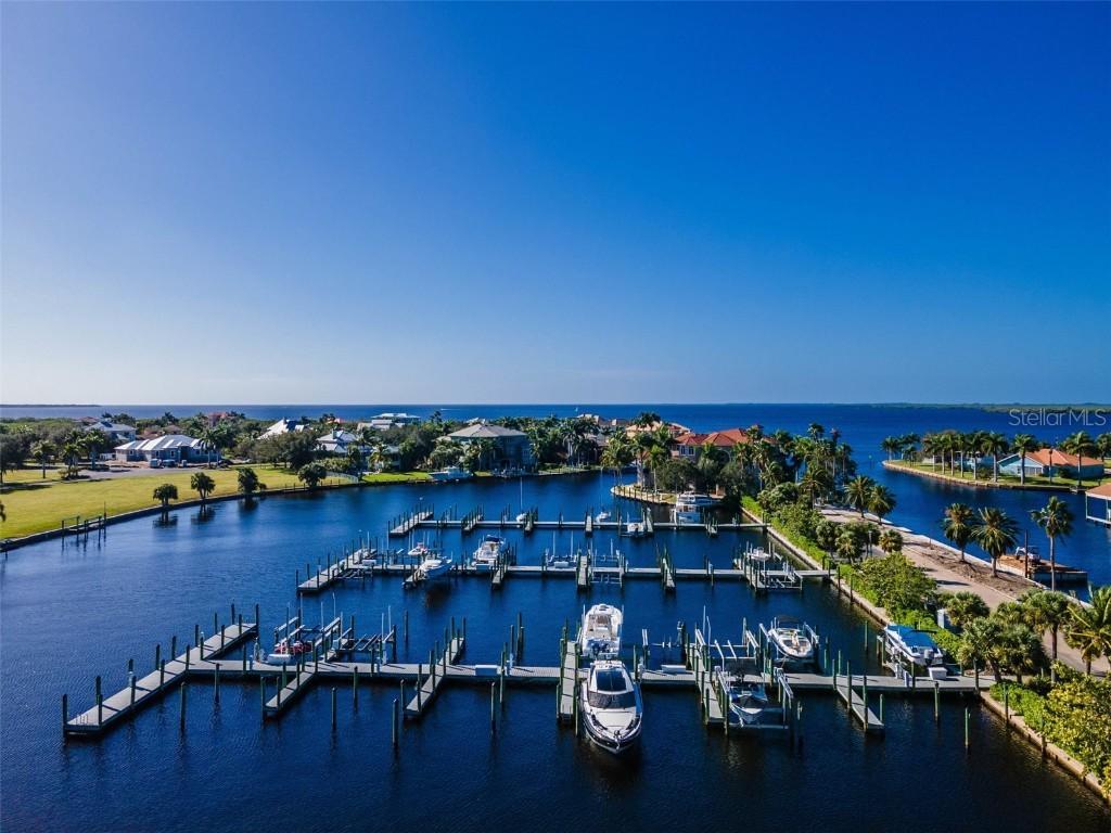 4661 Grassy Point Blvd., Port Charlotte, FL 33952