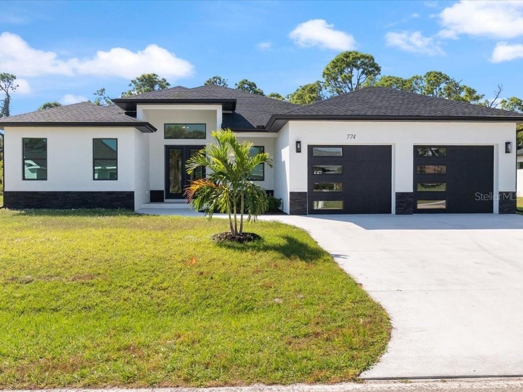 774 Rotonda Cir., Rotonda West, FL 33947