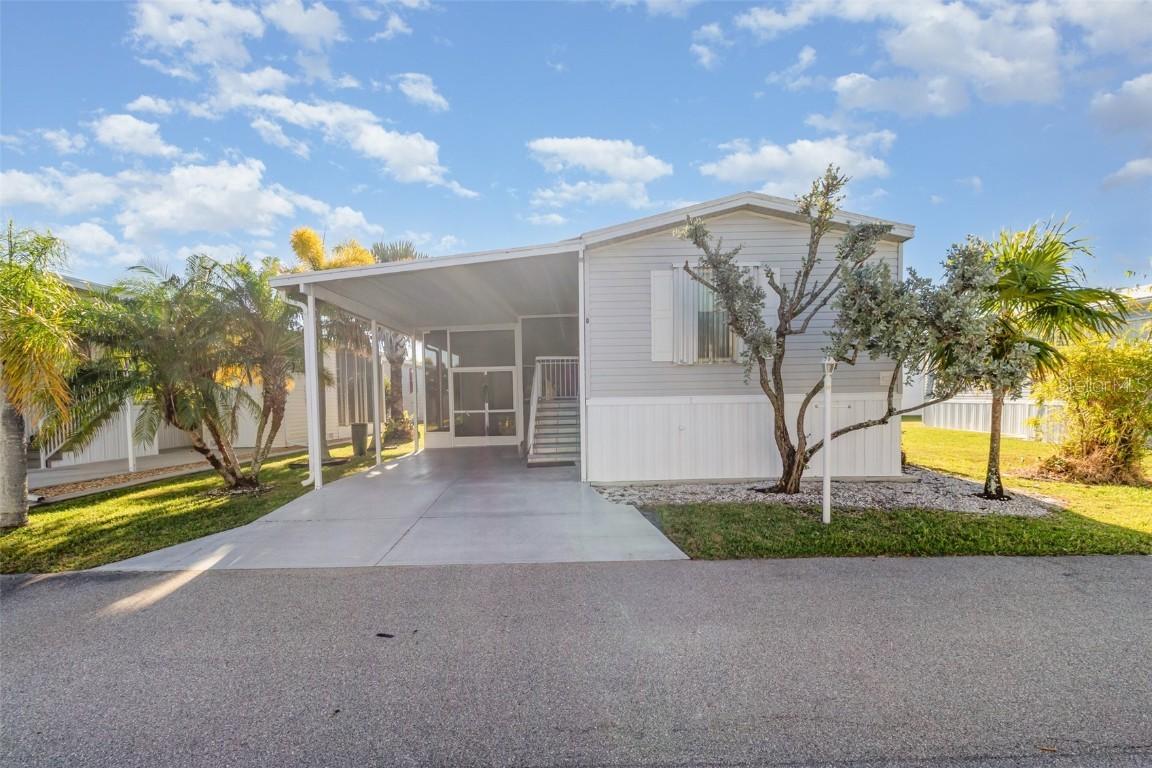 10 Holland Dr., Punta Gorda, FL 33950