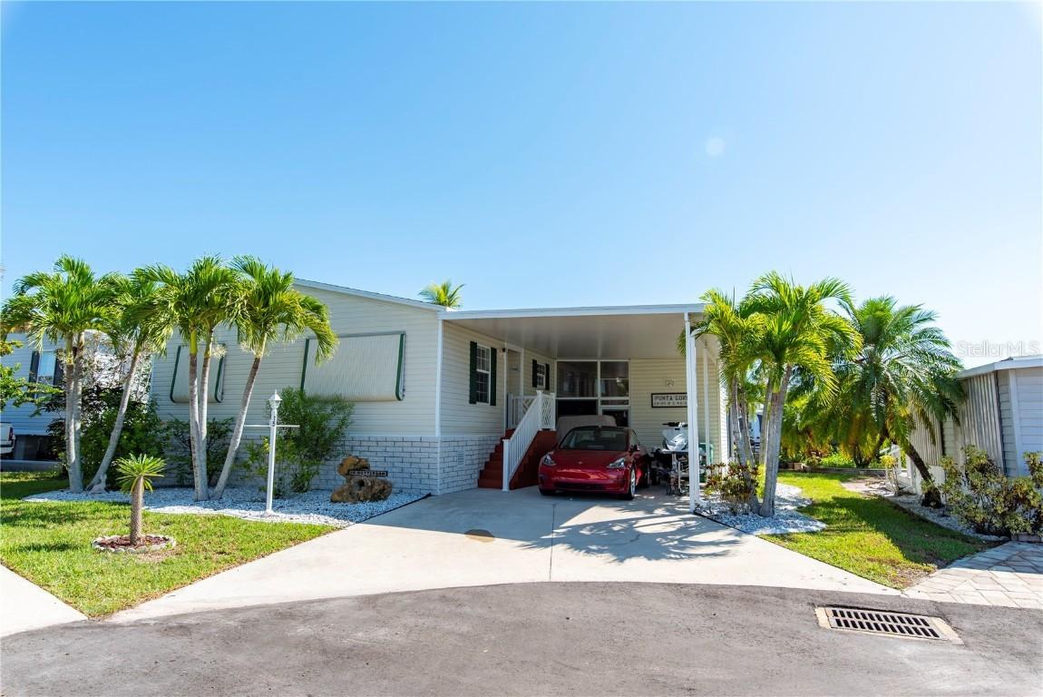 15 Rotterdam Dr., Punta Gorda, FL 33950
