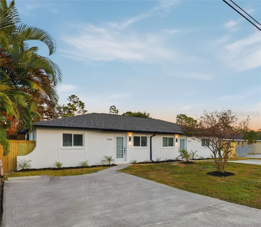 7595/7599 Winged Foot Dr., Fort Myers, FL 33967