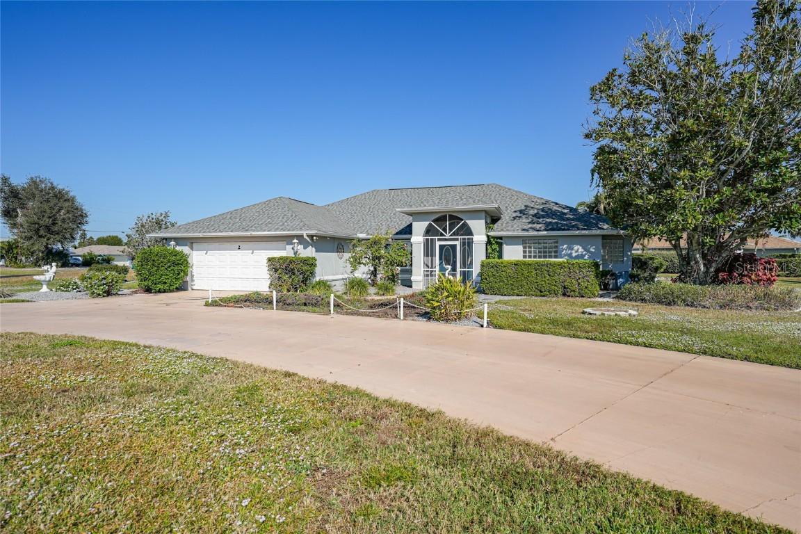 2 Broadmoor Rd., Rotonda West, FL 33947