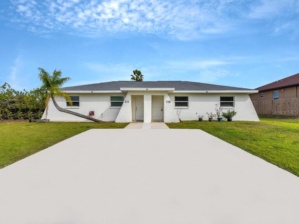 733/735 Gilbert Ave., Lehigh Acres, FL 33973